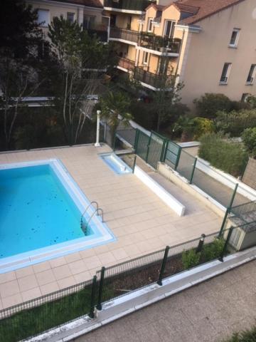 דירות ביוסי-סיינט-ג'ורג' Near Disneyland. Your Location To Enjoy Holidays. מראה חיצוני תמונה